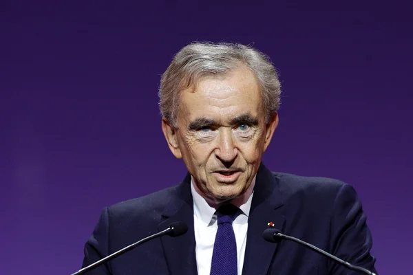 Bernard Arnault lors d'une prise de parole médiatique.
