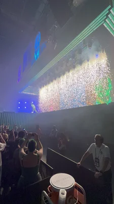 Tyler, The Creator interprétant « Balloon » lors de son concert à Columbus dans le cadre du Chromakopia World Tour.
