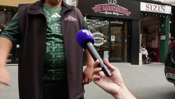 Hamza F., dit « La Douane », interviewé dans les rues de Paris.