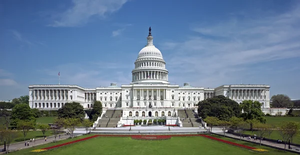 Le Capitole des États-Unis à Washington, siège du Congrès américain, symbole de la démocratie américaine.