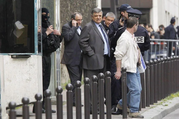 Opération de sécurité menée par le RAID, probablement liée à l'arrestation d'Yvan Colonna.
