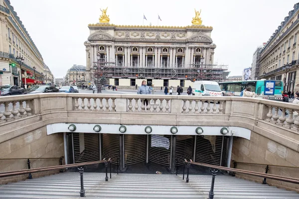 Le Palais Garnier va restaurer sa façade jusqu'à la fin 2024