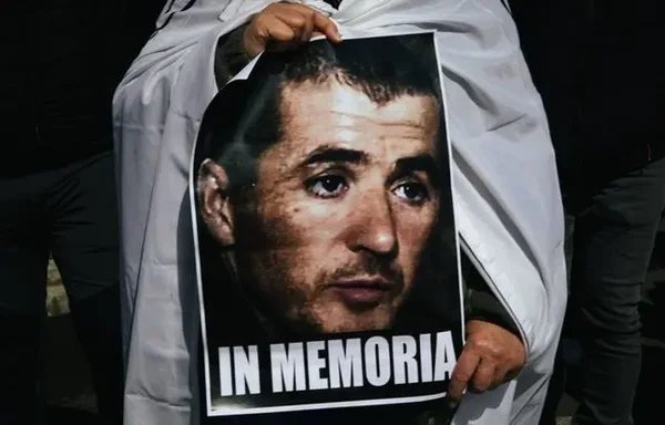 Hommage à Yvan Colonna lors d'une manifestation.