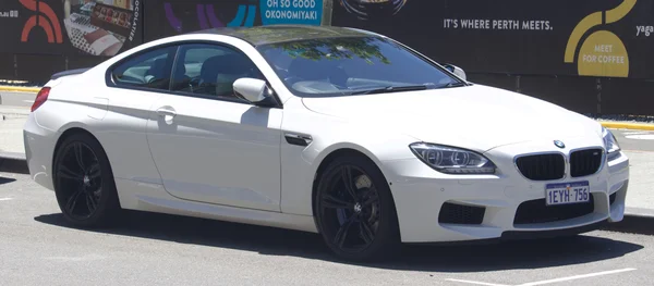 BMW M6 (F13) coupé de 2012, modèle concerné par le rappel des airbags Takata, photographié à Perth en Australie.