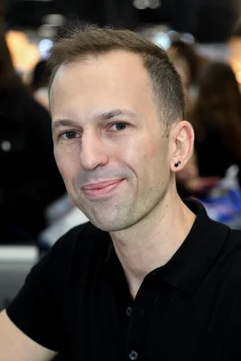 Victor Dixen au Salon du Livre de Paris 2019.