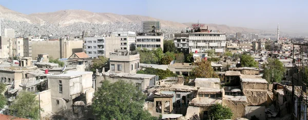 Vue du quartier de Sarouja depuis l'hôtel La porte de l'Orient à Damas, Syrie.