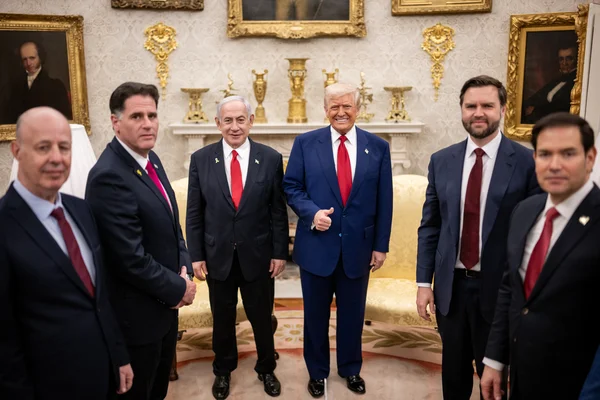 Donald Trump et Benjamin Netanyahu lors d'une rencontre à la Maison-Blanche.