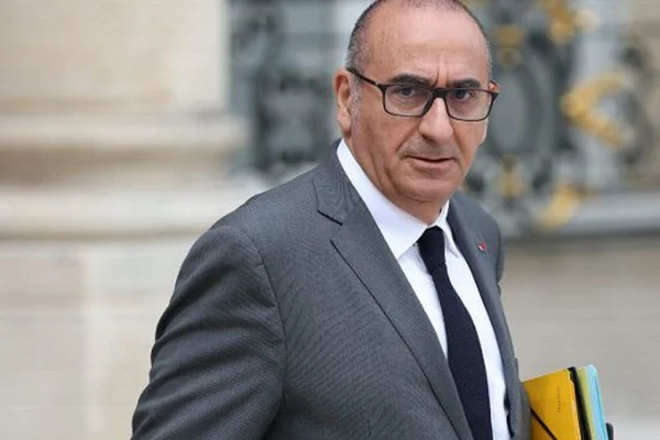 Laurent Nuñez se déplaçant dans le sud de la France pour évaluer la situation des incendies.