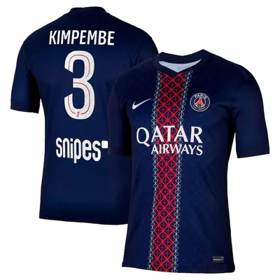 Le maillot du PSG floqué Kimpembe, porté lors de son dernier passage au club
