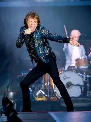 Mick Jagger sur scène pendant le No Filter Tour des Rolling Stones à Coventry, le 2 juin 2018.