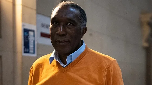 Eugène Rwamucyo à l'intérieur du tribunal, après sa condamnation en appel.