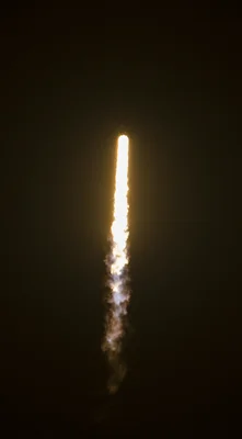 Lancement de la mission SpaceX Crew-4 vers l'ISS depuis le Kennedy Space Center.