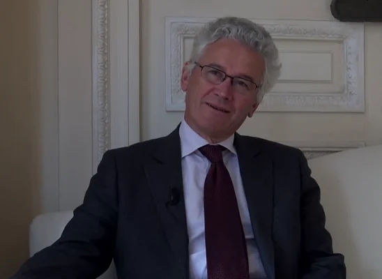 File:Hervé Juvin en 2013.png