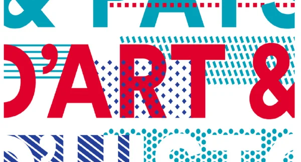 Visuel graphique avec les mots 'D'ART &' en rouge et d'autres fragments de texte en bleu sarcelle, sur un fond de motifs géométriques (points et rayures).