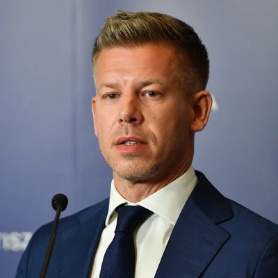 Péter Magyar, conservateur pro-européen et futur Premier ministre de Hongrie, s'exprimant sur la nécessité d'arrêter les dirigeants recherchés par la CPI.