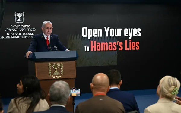 Benjamin Netanyahu, Premier ministre d'Israël, s'exprimant lors d'un événement lié à la huitième front de la guerre mondiale des mensonges