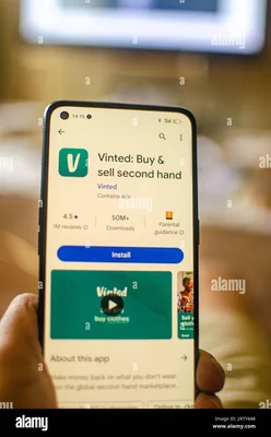 Capture d'écran de l'application mobile Vinted, un portail de vente en ligne de vêtements et accessoires d'occasion, illustrant les ventes en ligne à déclarer dans les revenus.