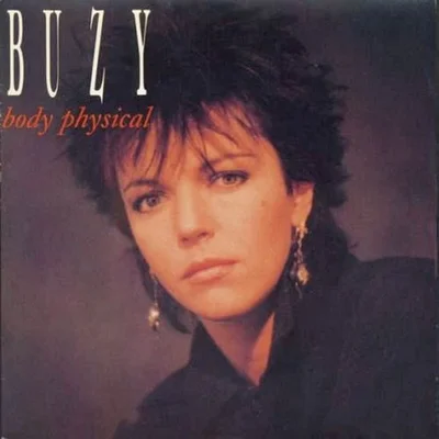 Buzy sur la pochette de son album «Body Physical», illustrant sa carrière musicale.