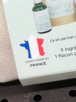 Article du magazine en ligne Marques de France interrogant la nature du phénomène de 'franco-lavage' dans l'industrie.