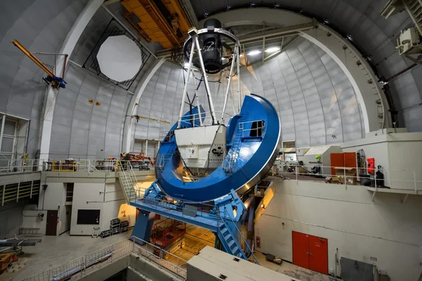 Image de la collaboration DESI montrant les résultats sur l'expansion accélérée de l'univers