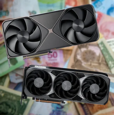 Une carte graphique NVIDIA GeForce Founders Edition et une carte AMD Radeon RX 9000 flottant au-dessus d'un tas flou d'argent et de devises, illustrant une comparaison entre marques et hausses de prix.