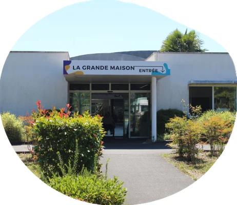 Présentation du FAM et de la MAS La Grande Maison de VYV 3 Centre-Val de Loire, établissements d'accueil pour adultes en situation de handicap