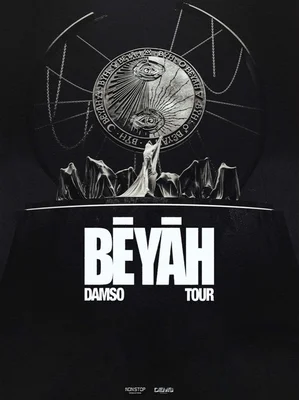 Affiche promotionnelle du Beyah Tour de Damso avec une illustration sombre de figures encapuchonnées sous un grand emblème circulaire orné d'un œil