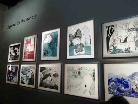 Visuel de l'exposition "Légendes de Normandie" de Mathilde Loisel, consacrée aux récits et croyances légendaires normands.