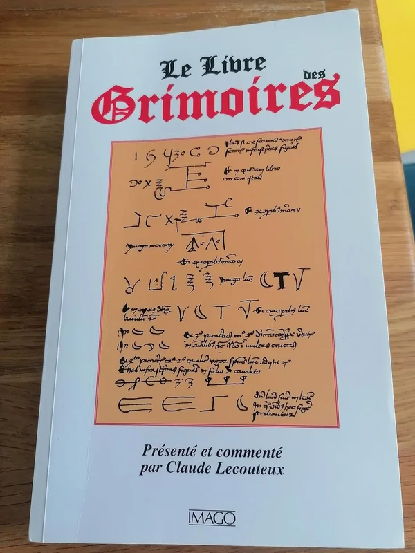 Le livre des grimoires